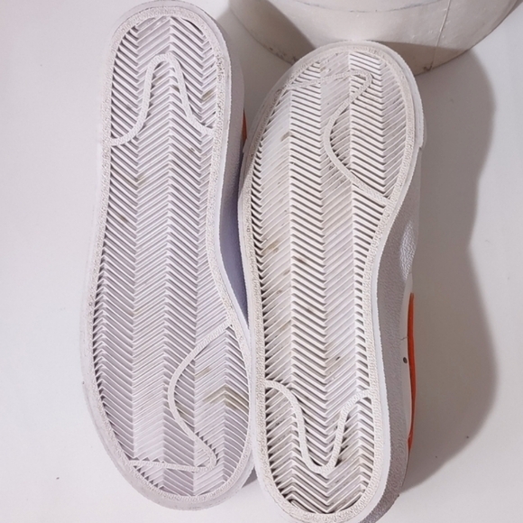 Nike Blazer Low 77  Women's 5.5 Youth 4 White/Blue/Orange - Picture 8 of 12